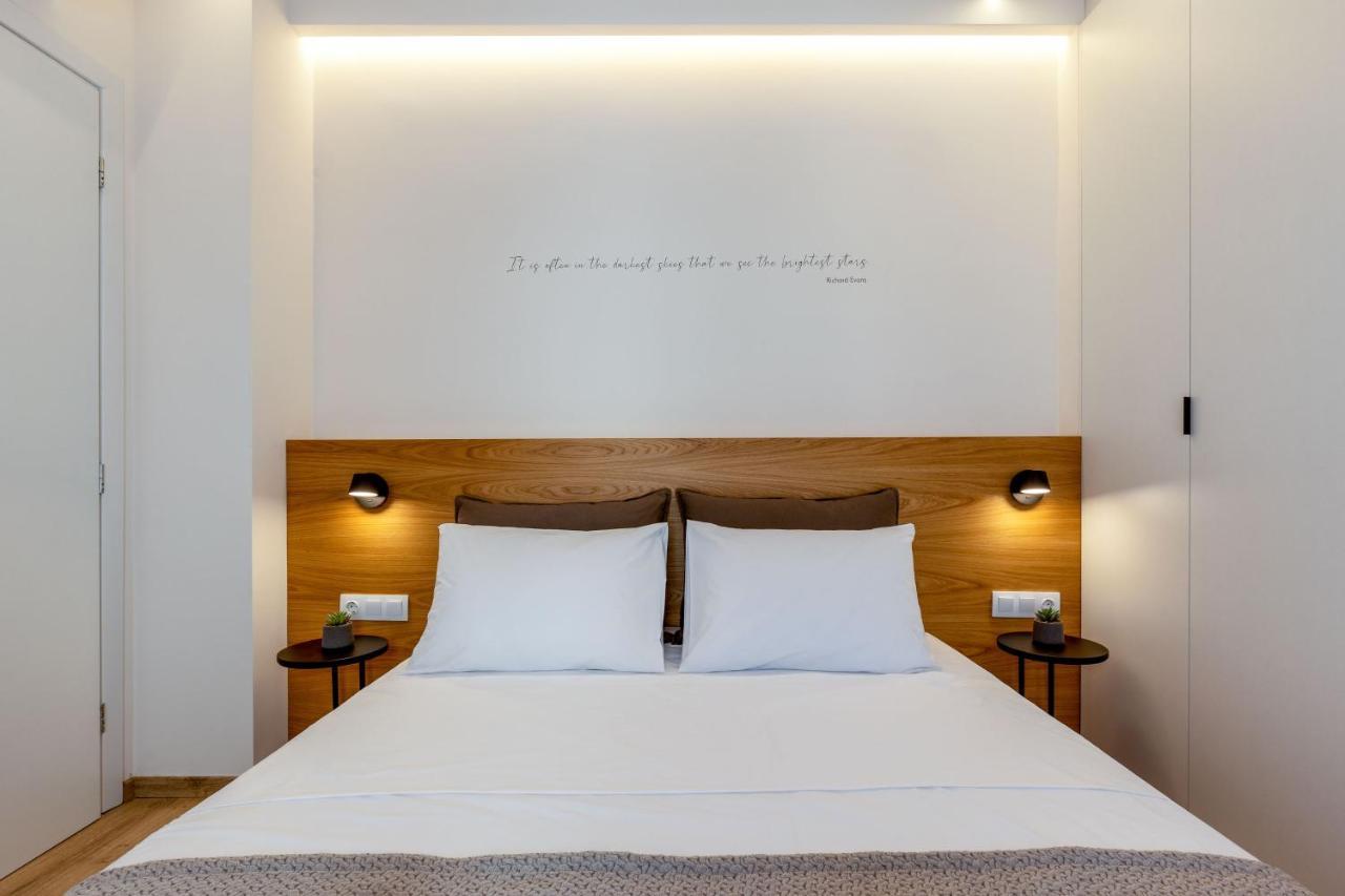 Io Suites Athènes Extérieur photo